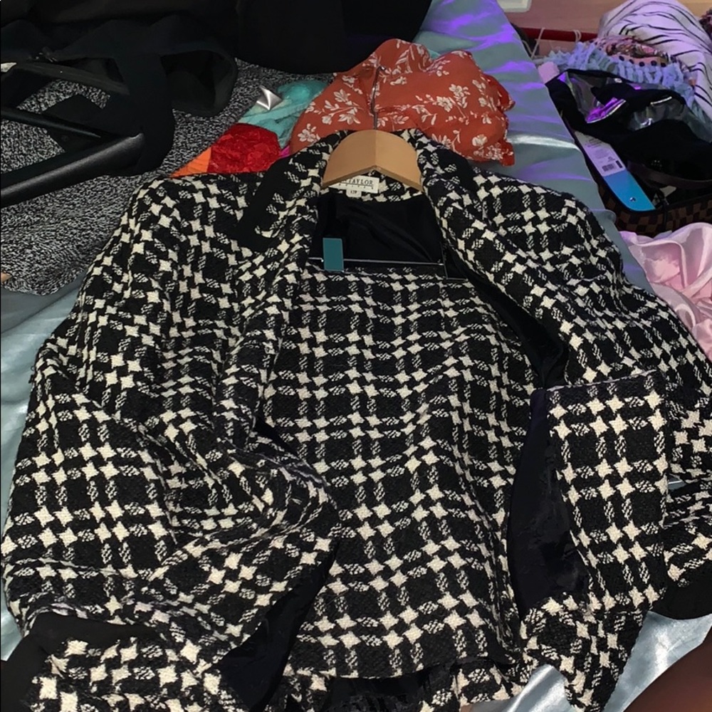 ANNTAYLOR matching blazer and skirt